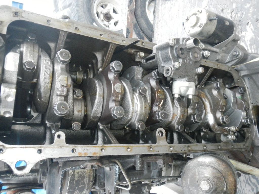 Isuzu 6BD Diesel with SM465 adapter bell and clutch kit 1200 obo